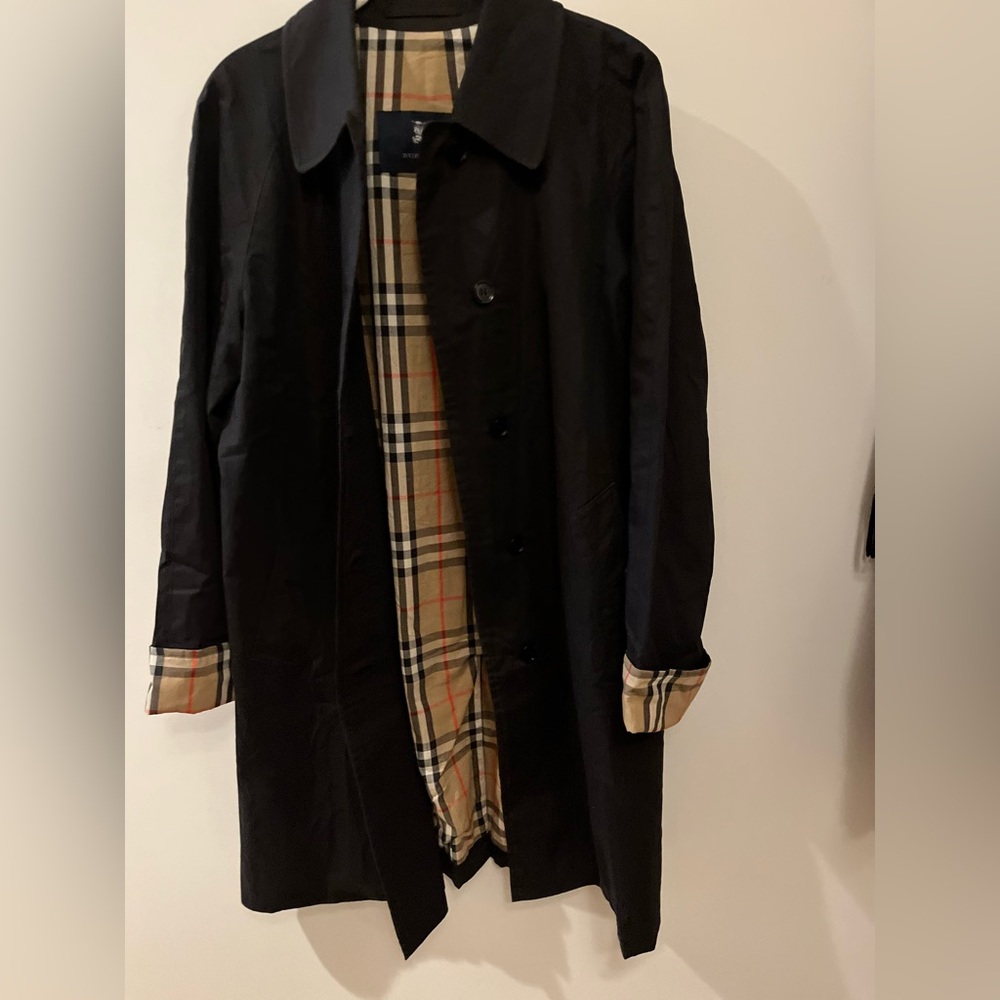 Burberry Black Trench Coat with Plaid Lining